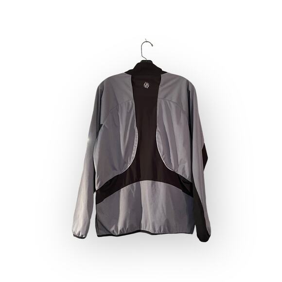 IllumiNITE Running Jacket Men's M Gray Black Reflective Activewear Running - Picture 2 of 9